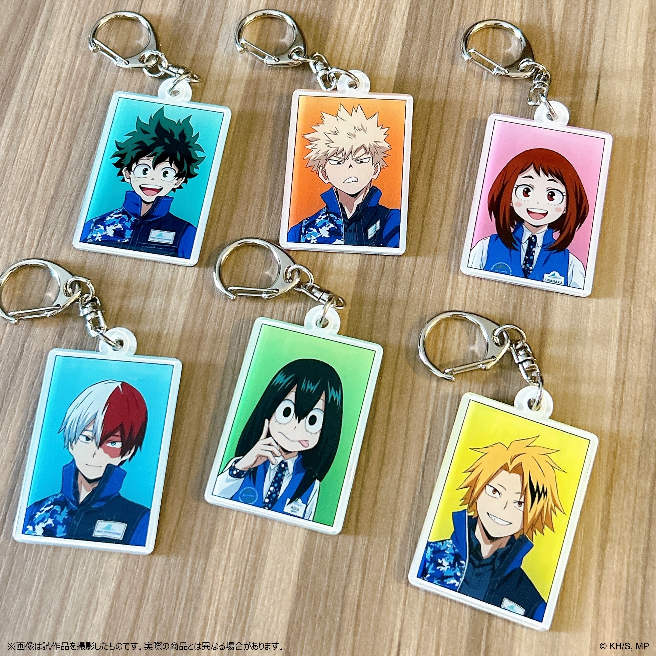 両面アクリルキーホルダー　海の生きものたちと一緒にPLUS ULTRA
